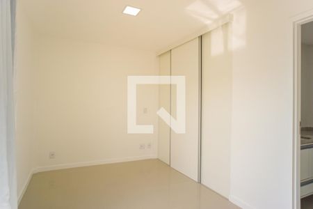 Apartamento para alugar com 180m², 3 quartos e 2 vagas Apartamento para alugar com 180m², 3 quartos e 2 vagasSuíte 2