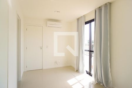 Apartamento para alugar com 180m², 3 quartos e 2 vagas Apartamento para alugar com 180m², 3 quartos e 2 vagasSuíte 2