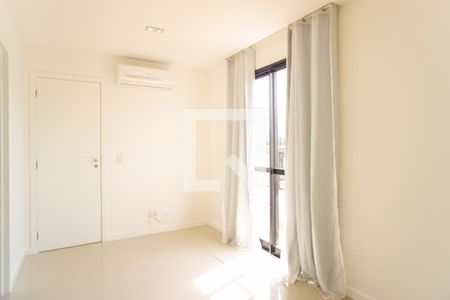 Apartamento para alugar com 180m², 3 quartos e 2 vagas Apartamento para alugar com 180m², 3 quartos e 2 vagasSuíte 2