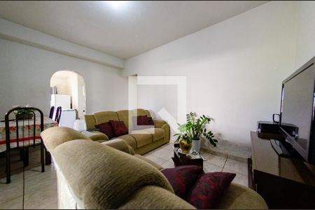 Sala de casa à venda com 3 quartos, 190m² em Engenho Nogueira, Belo Horizonte