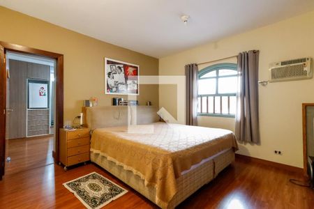 Casa à venda com 380m², 3 quartos e 3 vagasQuarto 3