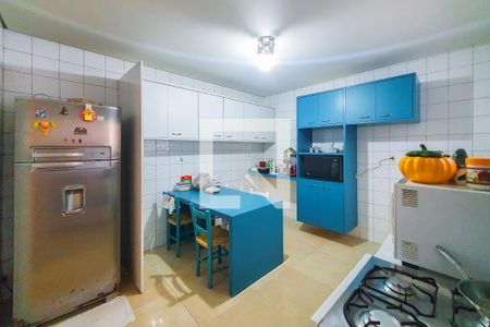 Casa à venda com 250m², 5 quartos e 3 vagasCozinha