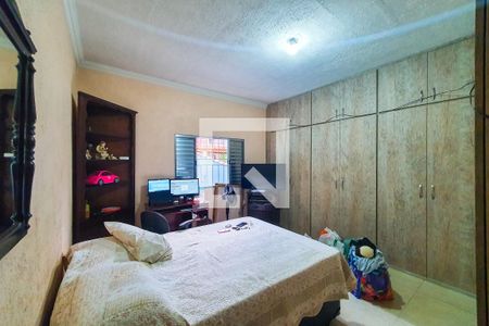 Casa à venda com 250m², 5 quartos e 3 vagasQuarto 1