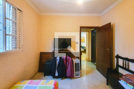 Casa à venda com 250m², 5 quartos e 3 vagasQuarto 2