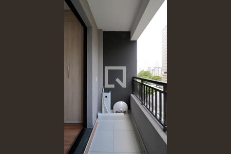 Varanda de kitnet/studio para alugar com 1 quarto, 21m² em Bela Vista, São Paulo