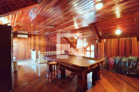 Casa de condomínio à venda com 700m², 4 quartos e 4 vagas Casa de condomínio à venda com 700m², 4 quartos e 4 vagasSala de Jogos