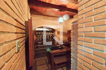 Casa de condomínio à venda com 700m², 4 quartos e 4 vagas Casa de condomínio à venda com 700m², 4 quartos e 4 vagasVinícola