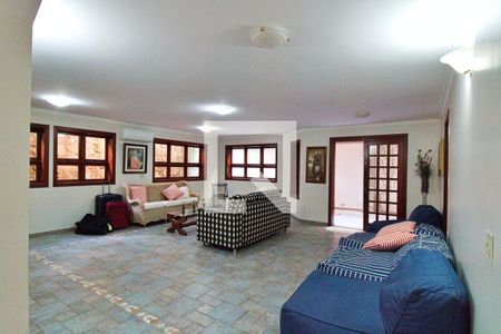 Casa de condomínio à venda com 700m², 4 quartos e 4 vagas Casa de condomínio à venda com 700m², 4 quartos e 4 vagasSalão de Festas