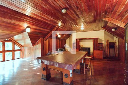 Casa de condomínio à venda com 700m², 4 quartos e 4 vagas Casa de condomínio à venda com 700m², 4 quartos e 4 vagasSala de Jogos