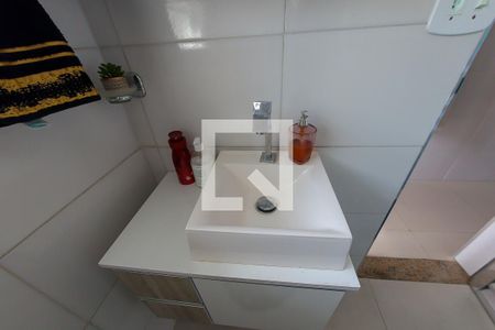 Banheiro  de apartamento para alugar com 1 quarto, 46m² em Vila São João, Guarulhos