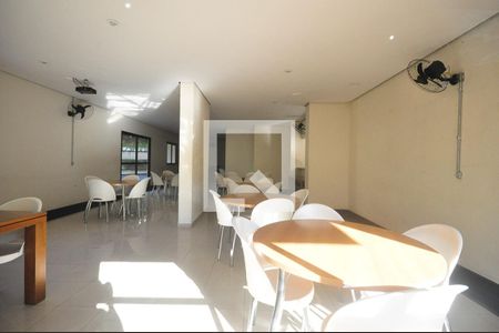 Apartamento à venda com 94m², 3 quartos e 2 vagasSalão de festa