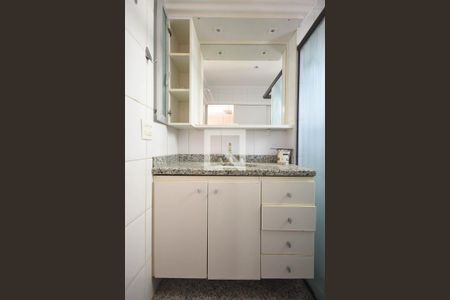 Apartamento à venda com 94m², 3 quartos e 2 vagasBanheiro suíte