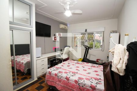 Suíte 1 de casa à venda com 2 quartos, 147m² em Cristal, Porto Alegre