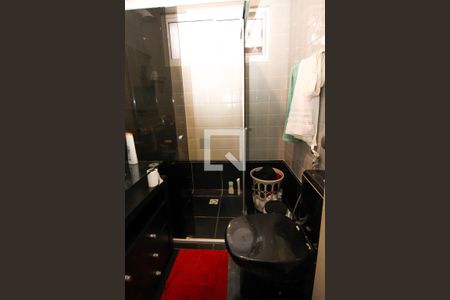 Casa à venda com 147m², 2 quartos e 4 vagas Casa à venda com 147m², 2 quartos e 4 vagasBanheiro da Suíte 1