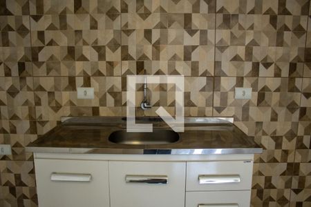 Quarto/Cozinha de casa para alugar com 1 quarto, 26m² em Vila Guarani (z Sul), São Paulo