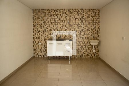 Quarto/Cozinha de casa para alugar com 1 quarto, 26m² em Vila Guarani (z Sul), São Paulo