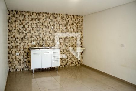 Quarto/Cozinha de casa para alugar com 1 quarto, 26m² em Vila Guarani (z Sul), São Paulo