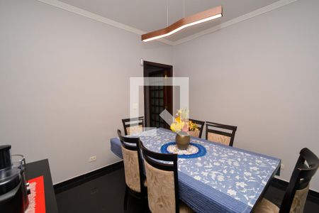 Casa à venda com 252m², 2 quartos e 3 vagas Casa à venda com 252m², 2 quartos e 3 vagasCozinha