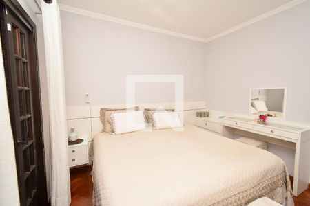 Casa à venda com 252m², 2 quartos e 3 vagas Casa à venda com 252m², 2 quartos e 3 vagasQuarto 2