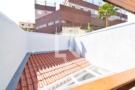 Casa à venda com 252m², 2 quartos e 3 vagas Casa à venda com 252m², 2 quartos e 3 vagasSacada