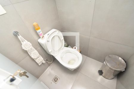Casa à venda com 252m², 2 quartos e 3 vagas Casa à venda com 252m², 2 quartos e 3 vagasBanheiro