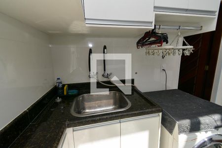 Casa à venda com 252m², 2 quartos e 3 vagas Casa à venda com 252m², 2 quartos e 3 vagasÁrea de Serviço