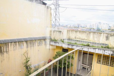 Casa à venda com 330m², 2 quartos e 7 vagas Casa à venda com 330m², 2 quartos e 7 vagasGaragem e área externa