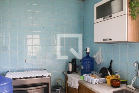 Casa à venda com 330m², 2 quartos e 7 vagas Casa à venda com 330m², 2 quartos e 7 vagasCozinha