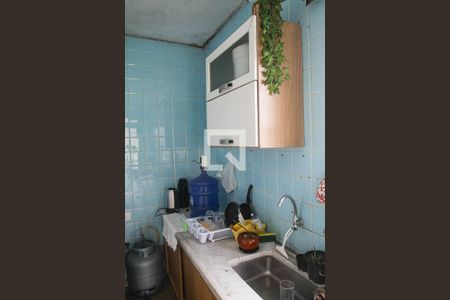 Casa à venda com 330m², 2 quartos e 7 vagas Casa à venda com 330m², 2 quartos e 7 vagasCozinha