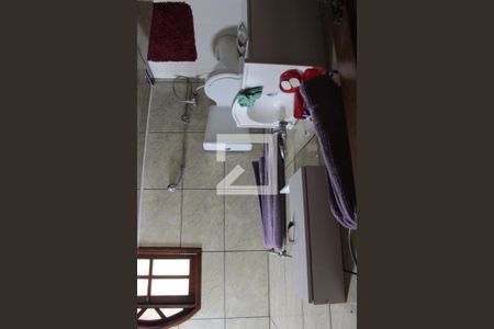 Casa à venda com 400m², 4 quartos e 5 vagasBanheiro da Suíte Casa principal