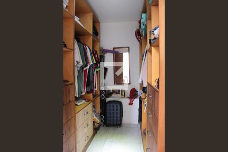 Casa à venda com 400m², 4 quartos e 5 vagascloset suíte