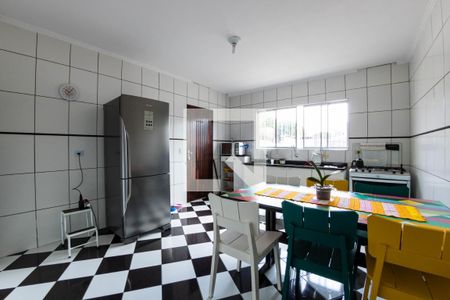 Cozinha de casa à venda com 3 quartos, 120m² em Vila Cleonice, São Paulo