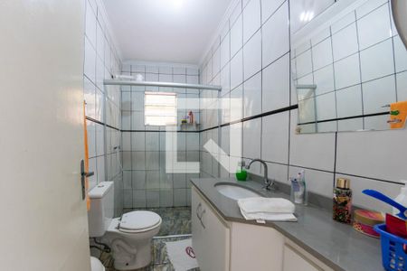 Banheiro de casa à venda com 3 quartos, 120m² em Vila Cleonice, São Paulo