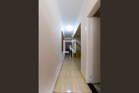 Corredor de casa à venda com 3 quartos, 120m² em Vila Cleonice, São Paulo