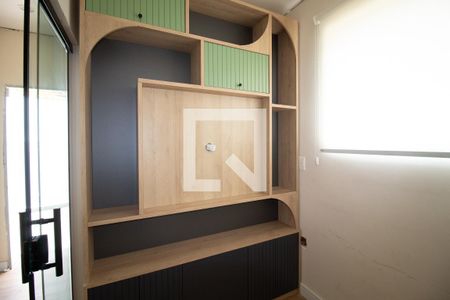 Casa para alugar com 200m², 3 quartos e 8 vagasEscritório