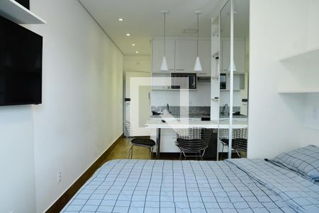 Quarto de kitnet/studio para alugar com 1 quarto, 27m² em Granja Viana, Cotia