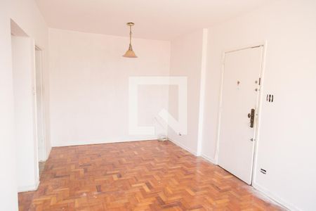 Apartamento à venda com 80m², 2 quartos e sem vagaSala