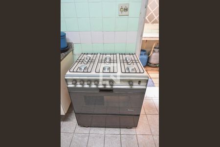 Casa para alugar com 110m², 3 quartos e 2 vagasCozinha