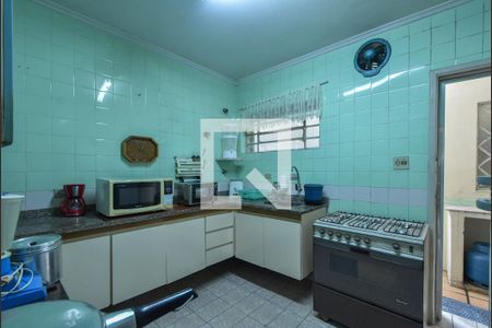 Casa para alugar com 110m², 3 quartos e 2 vagasCozinha