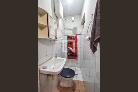 Casa para alugar com 110m², 3 quartos e 2 vagasBanheiro de Serviços