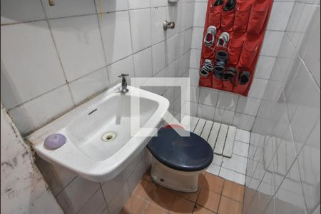 Casa para alugar com 110m², 3 quartos e 2 vagasBanheiro de Serviços