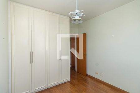 Apartamento à venda com 96m², 3 quartos e 2 vagas Apartamento à venda com 96m², 3 quartos e 2 vagasQuarto 2