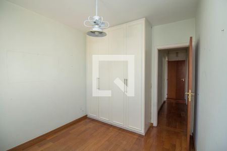 Apartamento à venda com 96m², 3 quartos e 2 vagas Apartamento à venda com 96m², 3 quartos e 2 vagasQuarto 2