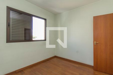 Apartamento à venda com 96m², 3 quartos e 2 vagas Apartamento à venda com 96m², 3 quartos e 2 vagasQuarto 3