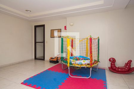 Apartamento à venda com 96m², 3 quartos e 2 vagas Apartamento à venda com 96m², 3 quartos e 2 vagasÁrea comum - Brinquedoteca