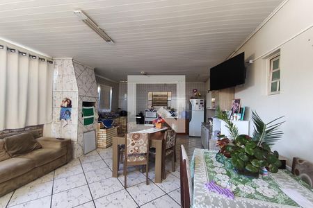 Casa à venda com 312m², 6 quartos e 3 vagasSalão de festas