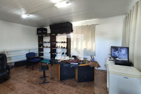 Casa à venda com 312m², 6 quartos e 3 vagasEscritório