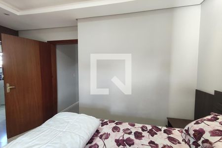Casa à venda com 312m², 6 quartos e 3 vagasQuarto 2