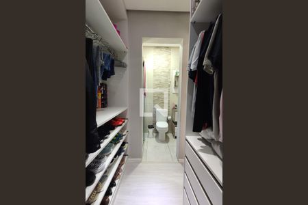 Casa à venda com 312m², 6 quartos e 3 vagasCloset