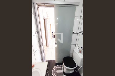 Casa à venda com 312m², 6 quartos e 3 vagasBanheiro 3